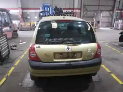 Здавання транспортного засобу renault clio ii fase ii (b/cb0) authentique року 2004 потужний 