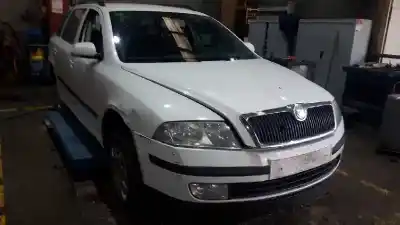Vehicul casat skoda octavia combi (1z5) easy al anului 2006 alimentat bxe