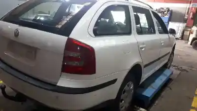 Vehicul casat skoda octavia combi (1z5) easy al anului 2006 alimentat bxe