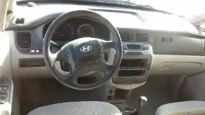 Veículo de Sucata hyundai trajet (fo) 2.0 crdi gls do ano 2005 alimentado d4ea
