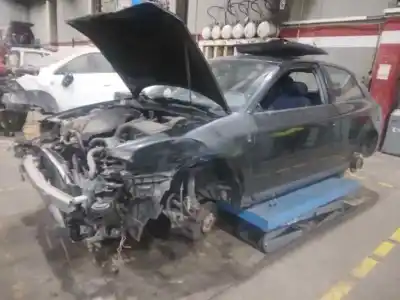 Scrapping Vehicle audi a3 (8l) 1.8 ambiente of the year 2000 powered apg