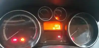 Véhicule à la ferraille peugeot 308 access de l'année 2012 alimenté 9h05