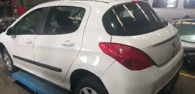 Véhicule à la ferraille peugeot 308 access de l'année 2012 alimenté 9h05