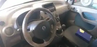 Veicolo di demolizione fiat panda (169) 1.3 16v jtd dynamic dell'anno 2005 alimentato 188a8000
