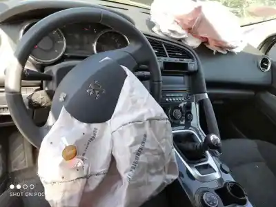 Veículo de Sucata peugeot 3008 confort do ano 2009 alimentado 9h01