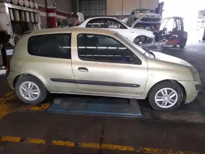 Утилизация автомобиля renault clio ii fase ii (b/cb0) base authentique года 2004 питание 