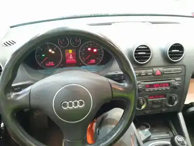 Scrapping Vehicle audi a3 (8p) 1.9 tdi ambiente of the year 2004 powered bkc