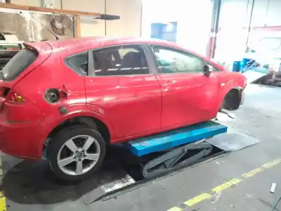 Veículo de Sucata seat leon (1p1) 2.0 tdi do ano 2006 alimentado 