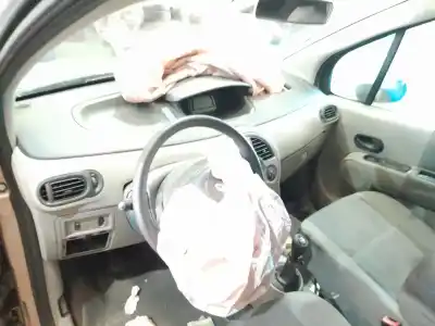 Scrapping Vehicle renault modus 1.4 16v of the year 2005 powered k4j