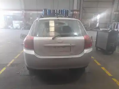 Veículo de Sucata toyota corolla (e12) 1.6 16v do ano 2003 alimentado 3zzfe