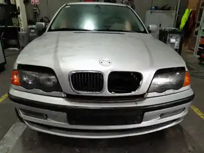 Vehículo de desguace BMW SERIE 3 BERLINA (E46) 323i del año 2001 con motor 