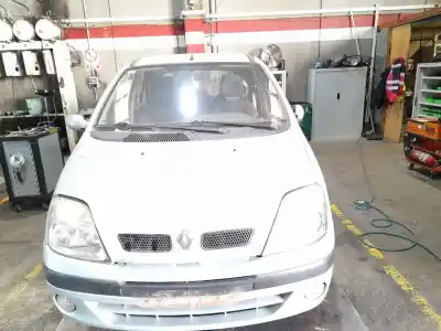 Scrapping Vehicle renault megane i scenic (ja0) 1.9 turbodiesel cat (f8q-784) of the year 2001 powered f9q