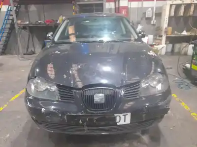Veículo de Sucata seat ibiza iii (6l1) 1.4 16v do ano 2003 alimentado aub,bbz