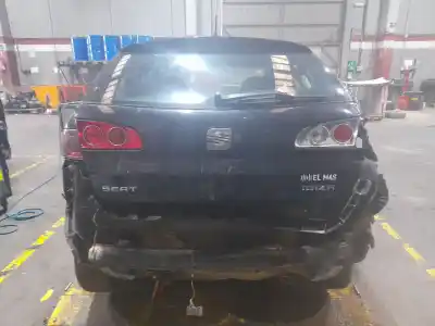 Veículo de Sucata seat ibiza iii (6l1) 1.4 16v do ano 2003 alimentado aub,bbz