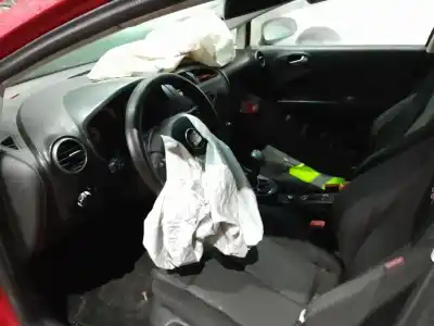 Veículo de Sucata seat leon (1p1) 2.0 tdi do ano 2007 alimentado bmn,cega,cfja