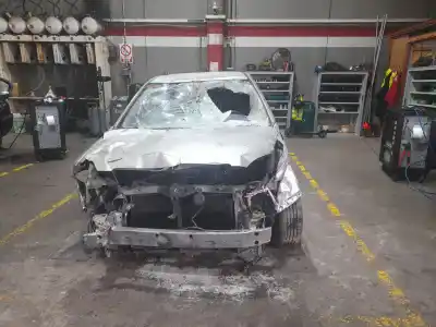 Veículo de Sucata toyota corolla (_e12_) 2.0 d-4d (cde120r_, cde120l_) do ano 2004 alimentado 1cd-ftv