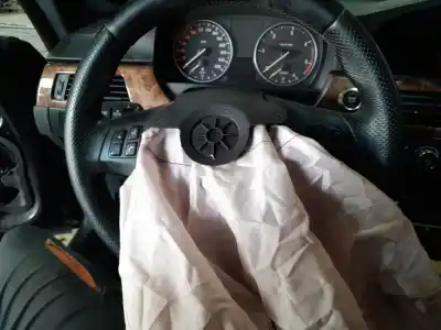 Veículo de Sucata bmw 3 coupé (e92) 320 d do ano 2007 alimentado n47 d20 a