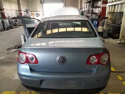 Veículo de Sucata volkswagen passat b6 (3c2) 2.0 tdi 16v do ano 2005 alimentado bkp