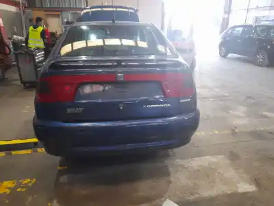 Veículo de Sucata seat cordoba (6k1, 6k2) 1.6 i do ano 1998 alimentado aee