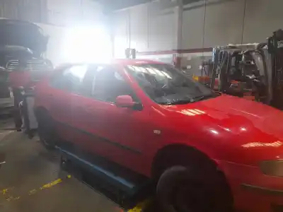 Утилизация автомобиля SEAT LEON (1M1) 1.6 16 V года 2001 питание AUS