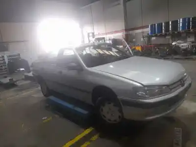 Veículo de Sucata peugeot                                            406 (8b)                                                                                                                                                                                                                                                   1.8 16v                                                                                                                                                                                                                                                    do ano 1998 alimentado lfy