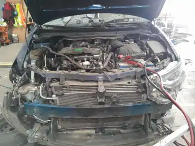 Veículo de Sucata toyota auris auris (2006-2012) do ano 2015 alimentado n47c16a