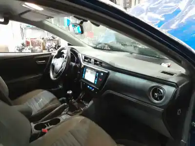 Veículo de Sucata toyota auris auris (2006-2012) do ano 2015 alimentado n47c16a