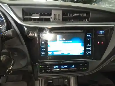 Veículo de Sucata toyota auris auris (2006-2012) do ano 2015 alimentado n47c16a