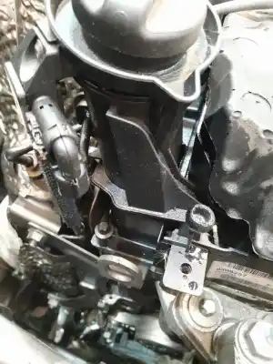 Veículo de Sucata toyota auris auris (2006-2012) do ano 2015 alimentado n47c16a