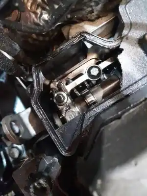 Veículo de Sucata toyota auris auris (2006-2012) do ano 2015 alimentado n47c16a