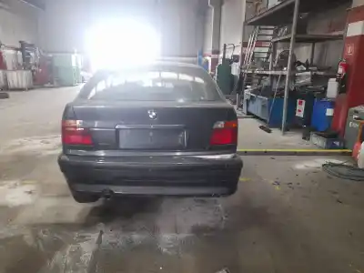 Vehicul casat BMW 3 COMPACT (E36)  al anului 1998 alimentat 164E2G