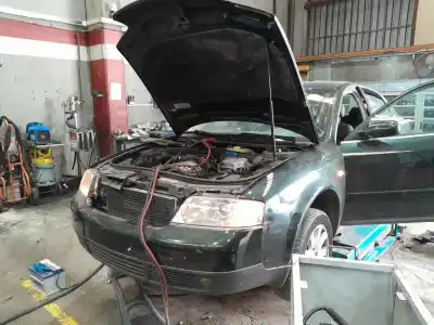 Scrapping Vehicle audi a6 c5 (4b2) 2.4 of the year 2002 powered bdv