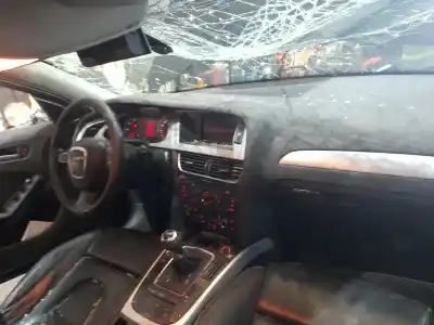 Scrapping Vehicle audi a4 b8 avant (8k5) 2.0 tdi of the year 2008 powered caga