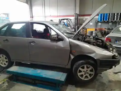 Vehicul casat SEAT CORDOBA (6K1, 6K2) 1.6 I al anului 1994 alimentat ABU,AEE,ALM