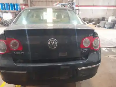 Vehicul casat VOLKSWAGEN PASSAT B6 (3C2) 2.0 TDI al anului 2006 alimentat BMR,CBBB