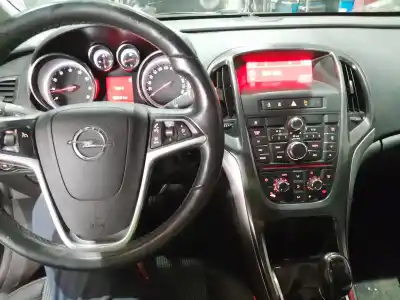 Veículo de Sucata opel astra j (p10) 1.6 (68) do ano 2010 alimentado a16xer