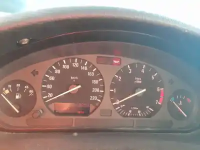 Scrapping Vehicle bmw 3 (e36) 318 i of the year 1992 powered 18 4 e1