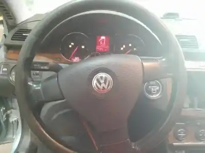 Veículo de Sucata volkswagen passat b6 (3c2) 2.0 tdi do ano 2005 alimentado bkp