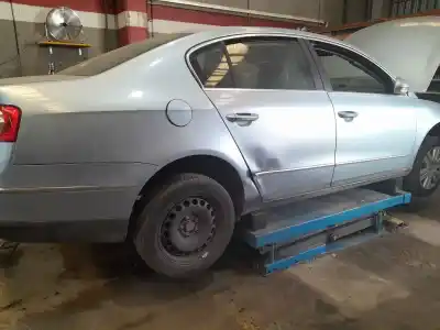 Veículo de Sucata volkswagen passat b6 (3c2) 2.0 tdi do ano 2005 alimentado bkp