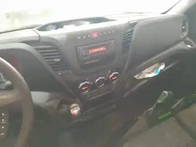 Здавання транспортного засобу IVECO DAILY VI CAJA/CHASIS 35S18, 35C18, 40C18, 50C18, 60C18, 65C18, 70C18 року 2018 потужний F1CGL411B*E