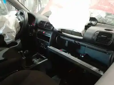 Vehicul casat seat leon (1m1) 1.9 tdi al anului 2002 alimentat asv