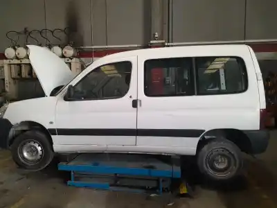 Veículo de Sucata PEUGEOT PARTNER MONOSPACE (5_, G_) 1.9 D do ano 2005 alimentado WJY