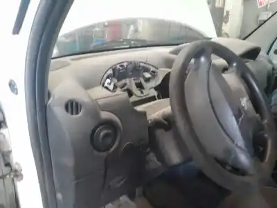 Veicolo di demolizione peugeot partner monospace (5_, g_) 1.9 d dell'anno 2005 alimentato wjy