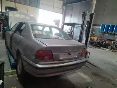 Veículo de Sucata bmw 5 (e39) 528 i do ano 1997 alimentado 286s1g