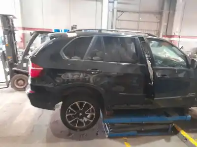 Veículo de Sucata bmw x5 (e70) xdrive 30 d do ano 2012 alimentado n57 d30 a