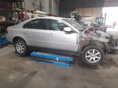 Vehicul casat volvo s80 ii (124) 2.4 d al anului 2007 alimentat d5244t5