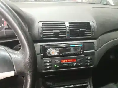 Vehicul casat bmw 3 (e46) 320 d al anului 2001 alimentat 204d1