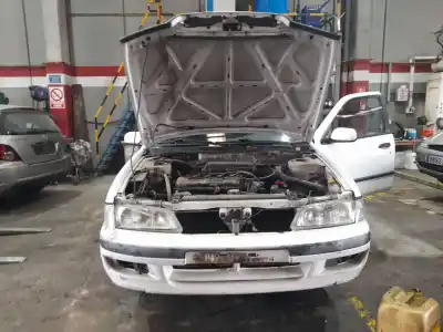 Veicolo di demolizione nissan primera (p11) 1.6 16v dell'anno 1998 alimentato ga16