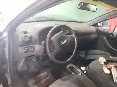 Scrapping Vehicle audi a3 (8l1) 1.6 of the year 1997 powered aeh,akl,apf