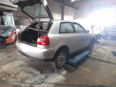 Scrapping Vehicle audi a3 (8l1) 1.6 of the year 1997 powered aeh,akl,apf